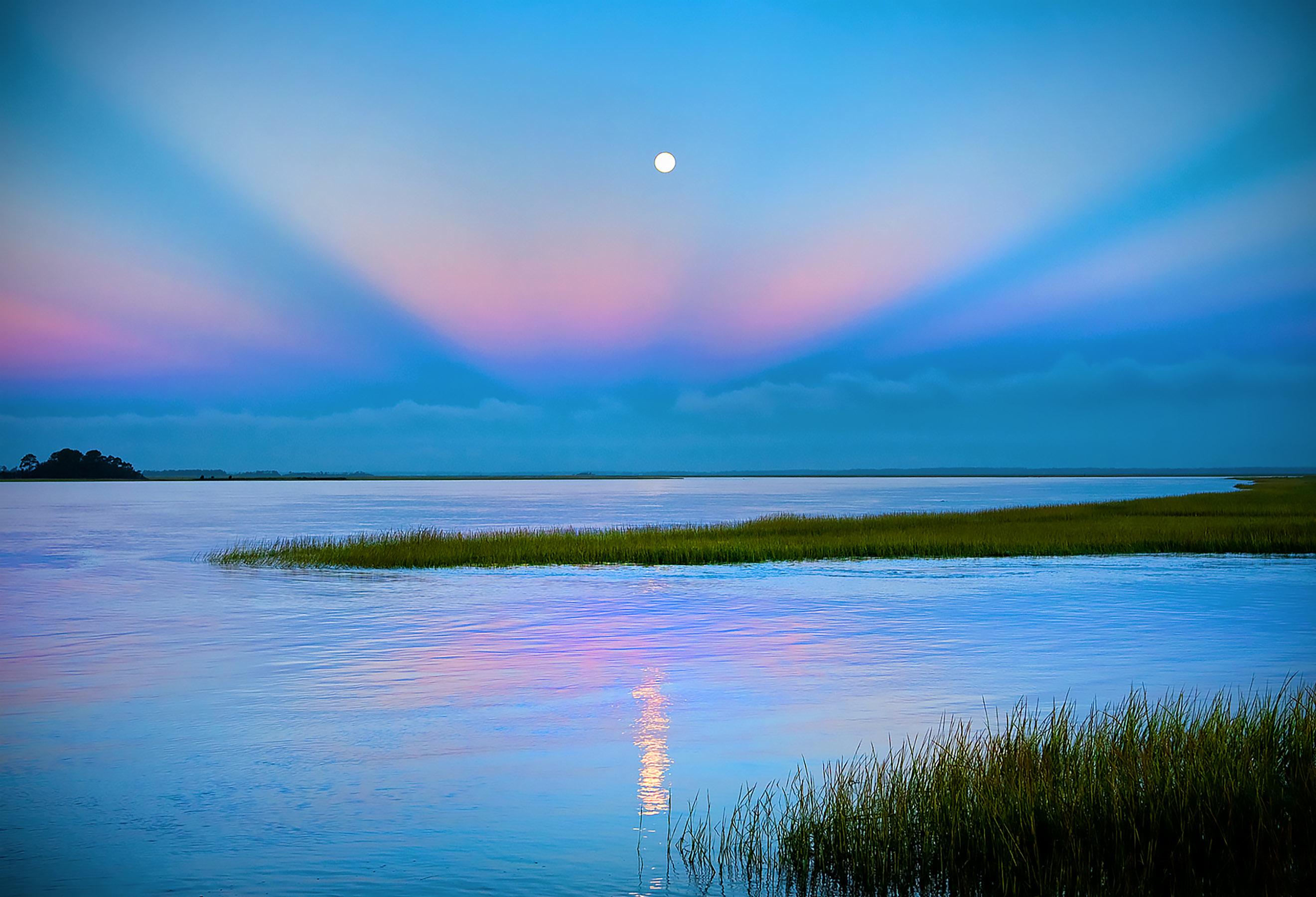 full moon at dawn